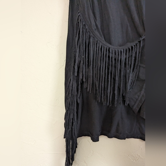 A&E Fringe Tank - Picture 2 of 4